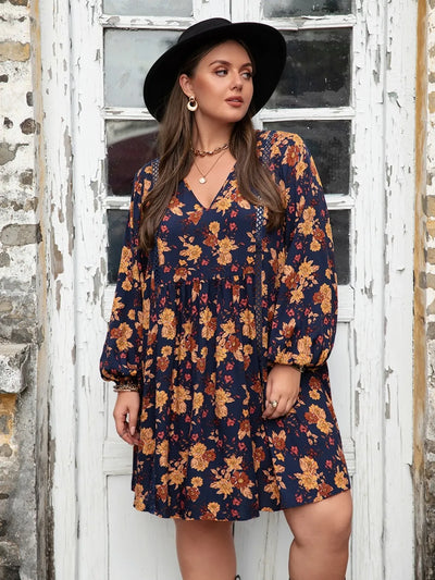 Curvy Floral V-Neck Balloon Sleeve Dress