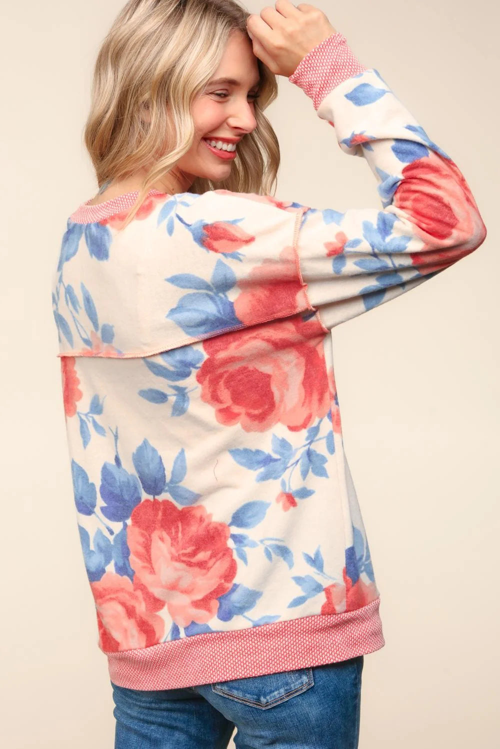 CURVY COLORBLOCK LONG SLEEVE WATERCOLOR TOP