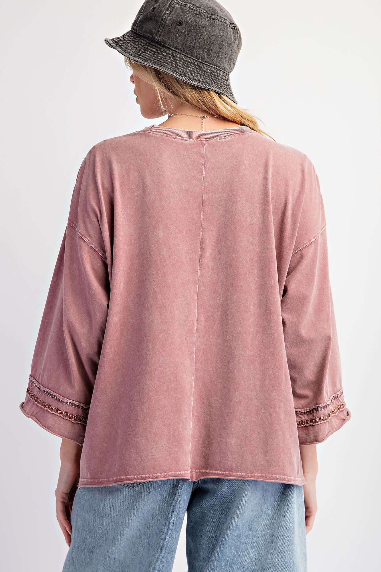 MAUVE PEACE PATCH FRONT WASHED COTTON JERSEY TOP by Easel