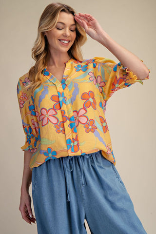 CURVY BANANA FLORAL/FLOWER PRINT PEACH BLOSSOM TOP