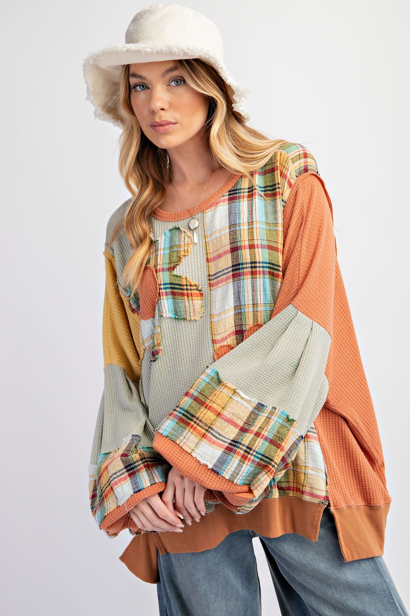 PLAID MIX DAISY PATCH OVERSIZED KNIT TOP