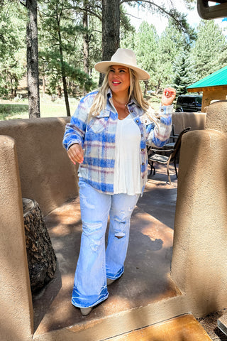 SHILOH DISTRESSED FLARE JEANS