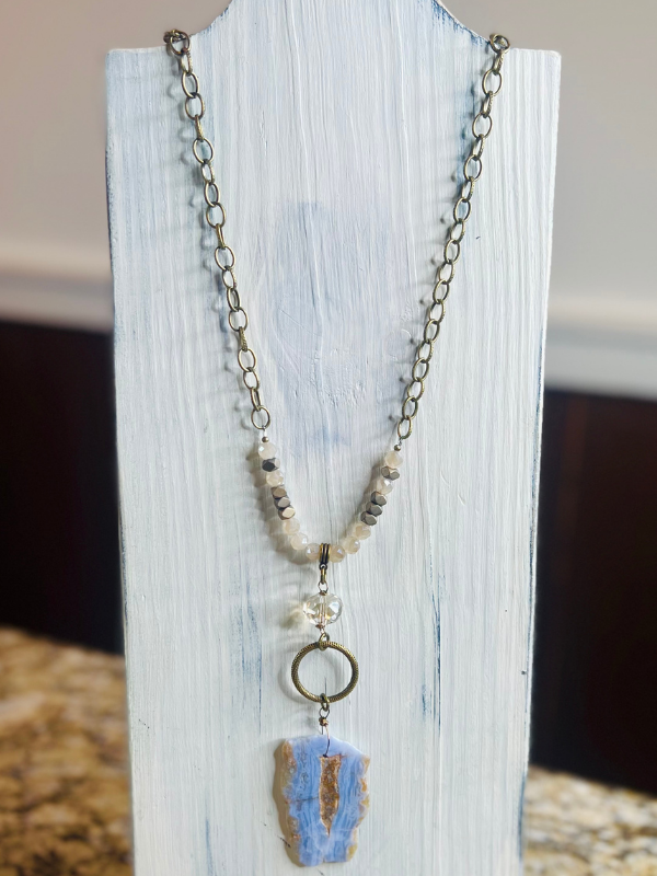 Scooples Cashmere Agate Necklace