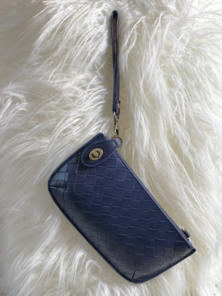 2 in 1 Wristlet/Crossbody  Wallet (Variety of Colors)