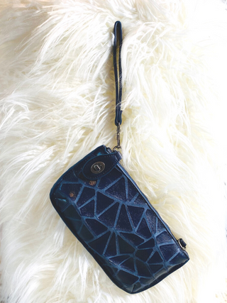 2 in 1 Wristlet/Crossbody  Wallet (Variety of Colors)