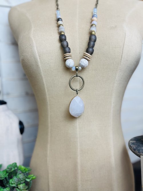 Scooples Natural Driftwood Seaglass Necklace