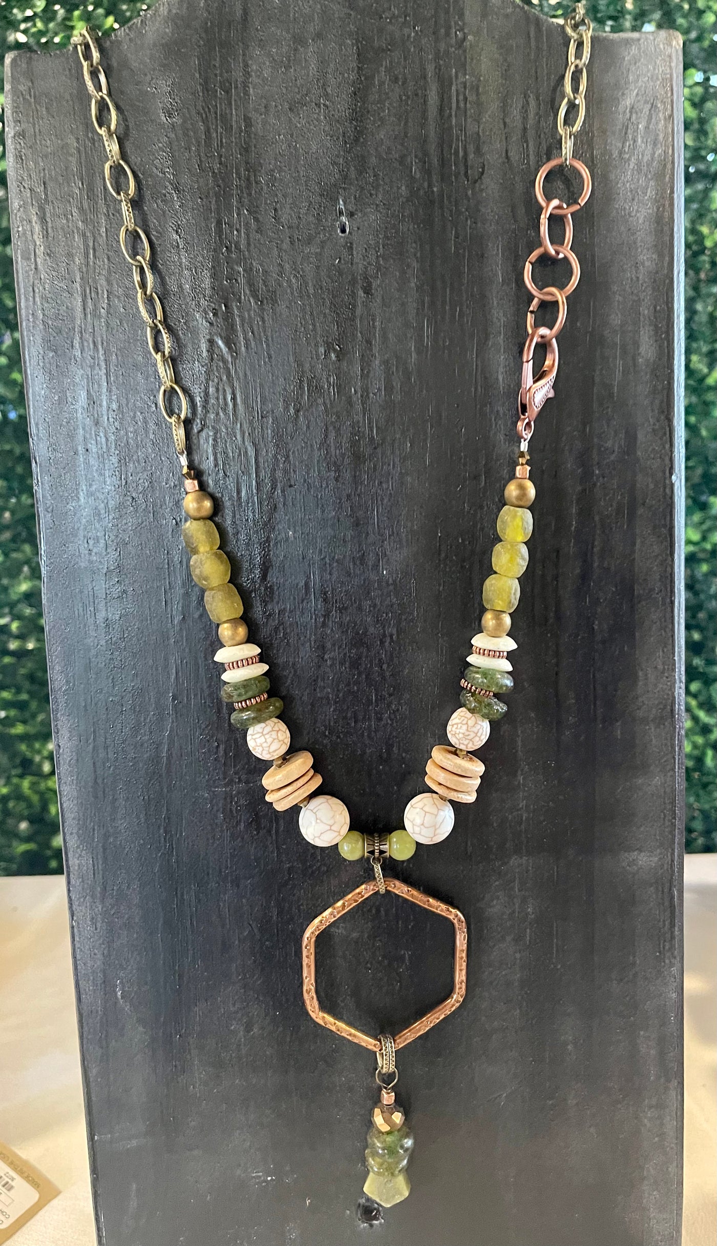 Scooples Copper Natural Olive Necklace