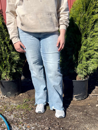 CURVY JUDY BLUE LIGHT WASH HIGH WAIST DESTROYED HEM STRAIGHT JEANS