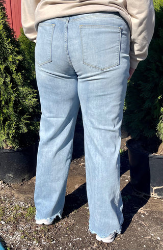 CURVY JUDY BLUE LIGHT WASH HIGH WAIST DESTROYED HEM STRAIGHT JEANS