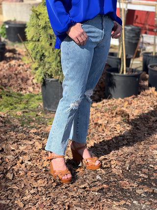 Articles of Society "Kate-Dorris" Cropped Jeans in Lightwash Final Sale