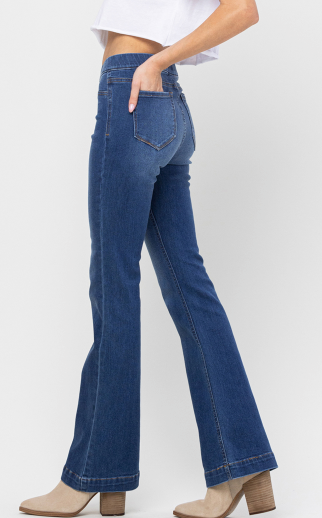 Jelly Jeans Mid Rise Dark Pull On Flare