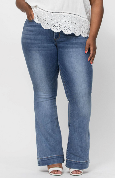 Judy Blue Curvy Mid-Rise Trouser Flare