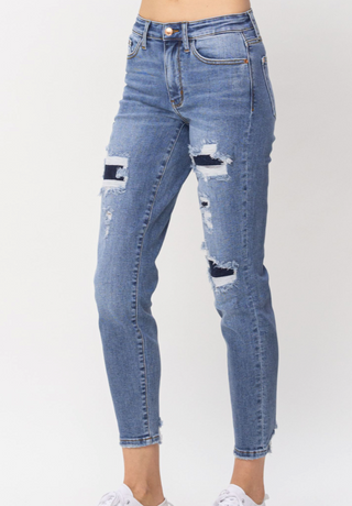 JUDY BLUE MIDRISE NAVY BLUE PATCHED DESTROY RELAXED FIT Final Sale